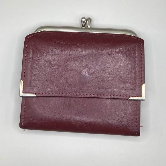 Princess Gardner Vintage Burgundy Leather Coin Pouch Wallet - Picture 1 of 11